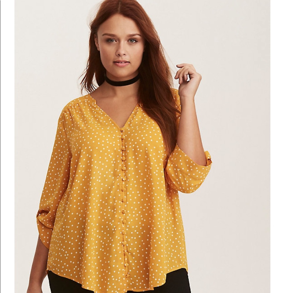 Torrid Yellow & White Dot Button Front Blo…